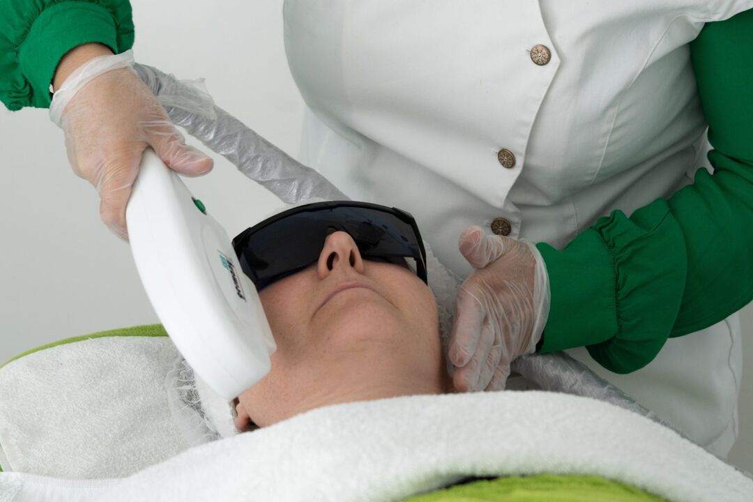 Techniki sprzętowe pomogą odmłodzić skórę twarzy po 40 roku życia